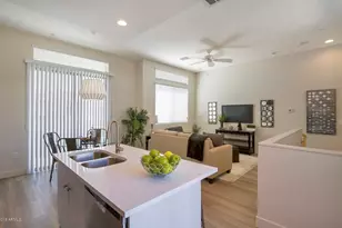 2015 N 50th St, Phoenix, AZ 85008 - Photo 5