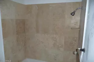 7110 N 68th Ave, Glendale, AZ 85303 - Photo 9