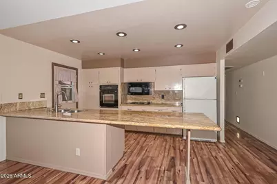 11002 N 45th Avenue, Glendale, AZ 85304 - Photo 7