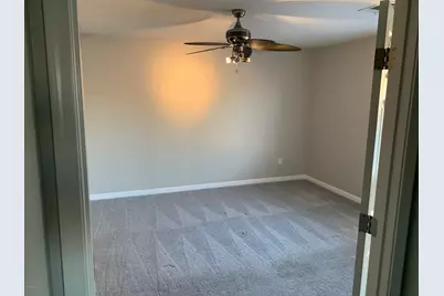 21842 N 40th Place, Phoenix, AZ 85050 - Photo 19