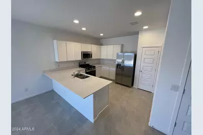 2919 E Hayfield Way, San Tan Valley, AZ 85140 - Photo 3