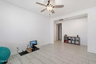 7620 W Raymond St, Phoenix, AZ 85043 - Photo 37