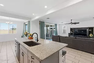 7620 W Raymond St, Phoenix, AZ 85043 - Photo 15