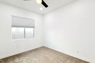 3355 E Constance Wy, Phoenix, AZ 85042 - Photo 17