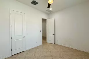 3355 E Constance Wy, Phoenix, AZ 85042 - Photo 15