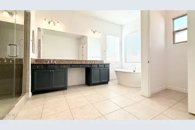 3355 E Constance Way, Phoenix, AZ 85042 - Photo 25