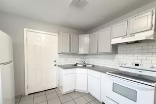 1023 E Old Southern Ave, Phoenix, AZ 85042 - Photo 3