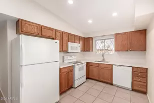 12404 N 103rd Ave, Sun City, AZ 85351 - Photo 11