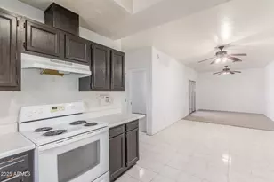 8676 W Mountain View Rd, Peoria, AZ 85345 - Photo 15