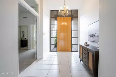 3124 E Squaw Peak Circle, Phoenix, AZ 85016 - Photo 3