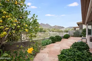 3124 E Squaw Peak Cir, Phoenix, AZ 85016 - Photo 27