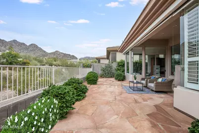 3124 E Squaw Peak Circle, Phoenix, AZ 85016 - Photo 29