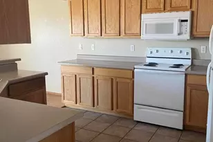 8419 W Salter Dr, Peoria, AZ 85382 - Photo 3