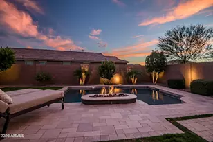 517 E Balao Dr E, Phoenix, AZ 85085 - Photo 23