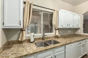 625 N Hamilton St, Chandler, AZ 85225 - Photo 13