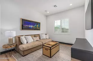 712 E Buist Ave, Phoenix, AZ 85042 - Photo 37