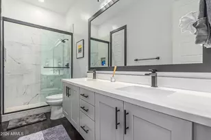 712 E Buist Ave, Phoenix, AZ 85042 - Photo 39