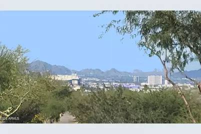 712 E Buist Avenue, Phoenix, AZ 85042 - Photo 75