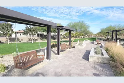 712 E Buist Avenue, Phoenix, AZ 85042 - Photo 61