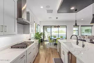 712 E Buist Ave, Phoenix, AZ 85042 - Photo 17