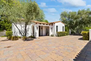 6742 N 48th St, Paradise Valley, AZ 85253 - Photo 29