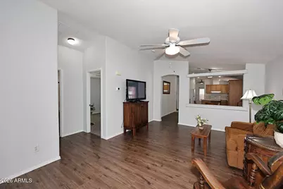 10960 N 67th Avenue #92, Glendale, AZ 85304 - Photo 9