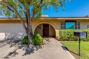 7350 North 11th St, Phoenix, AZ 85020 - Photo 3