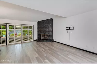 7350 N 11th Street, Phoenix, AZ 85020 - Photo 3