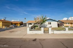 4460 W Avalon Dr, Phoenix, AZ 85031 - Photo 5