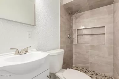 4460 W Avalon Drive, Phoenix, AZ 85031 - Photo 19