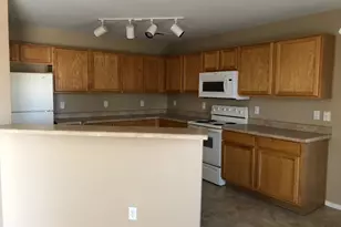 22821 W Cantilever St, Buckeye, AZ 85326 - Photo 3