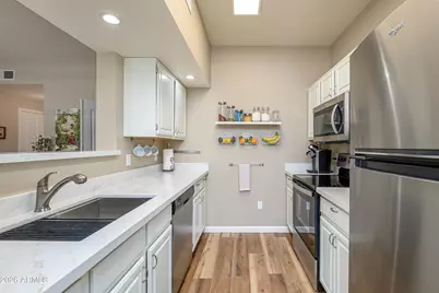 14950 W Mountain View Boulevard #4209, Surprise, AZ 85374 - Photo 7