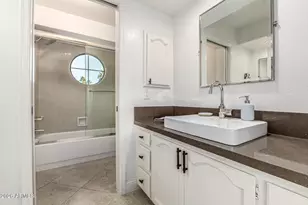 7955 E Chaparral Rd, Scottsdale, AZ 85250 - Photo 25