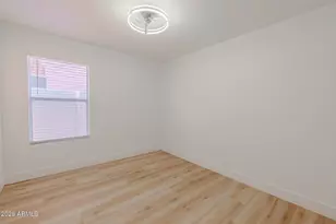 1533 E Windsong Dr, Phoenix, AZ 85048 - Photo 15