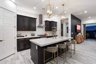 21514 N 58th Street, Phoenix, AZ 85054 - Photo 9