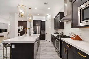 21514 N 58th St, Phoenix, AZ 85054 - Photo 13