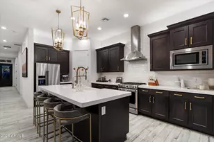 21514 N 58th St, Phoenix, AZ 85054 - Photo 11