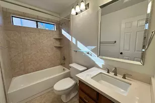 3618 E Goldfinch Gate Ln, Phoenix, AZ 85044 - Photo 9