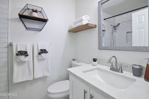 8055 E Thomas Rd, Scottsdale, AZ 85251 - Photo 21