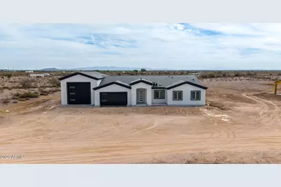 5853 N 425th Avenue, Tonopah, AZ 85354 - Photo 1