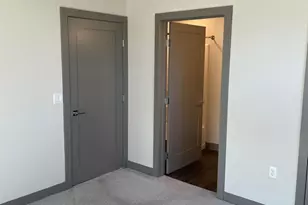 425 W Osborn Rd, Phoenix, AZ 85013 - Photo 11