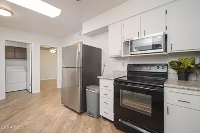 10616 W Coggins Drive, Sun City, AZ 85351 - Photo 21