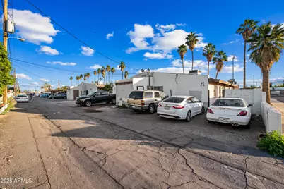 82 W Southern Avenue, Mesa, AZ 85210 - Photo 9