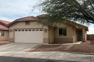 4662 Redwood St, Sierra Vista, AZ 85650 - Photo 1