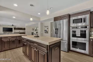 9380 N 96th Pl, Scottsdale, AZ 85258 - Photo 11