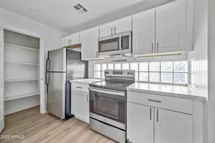 3065 N 67th Ave, Phoenix, AZ 85033 - Photo 7