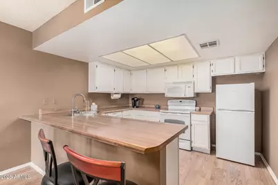4545 N 67th Avenue #1058, Phoenix, AZ 85033 - Photo 11