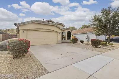 16125 W Latham Street, Goodyear, AZ 85338 - Photo 3