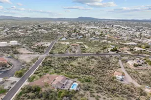 1560 Vista Dr, Wickenburg, AZ 85390 - Photo 49