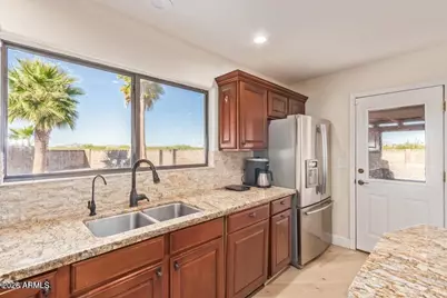 536 W Casa Grande Lakes Boulevard N, Casa Grande, AZ 85122 - Photo 15